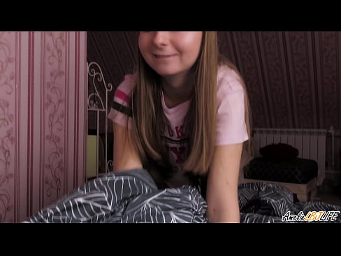 ❤️ Blondin suger sin BFF djupt och får sperma i munnen ❤️❌ Anal video at us ﹏